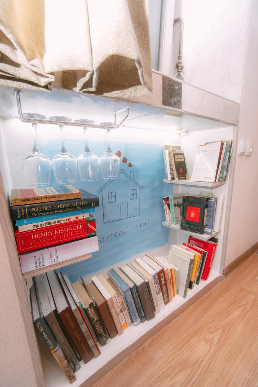 Апартаменти Librarians' Flat Тбілісі Екстер'єр фото